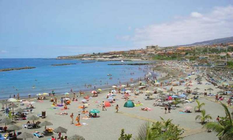 spiaggia di fanabe a tenerife sud